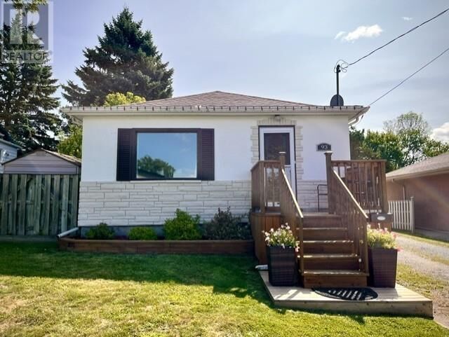 93 Windemer Ave N — photo 1