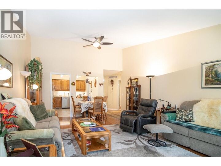 Property Photo:  1885 Parkview Crescent 112  BC V1X 7E2 