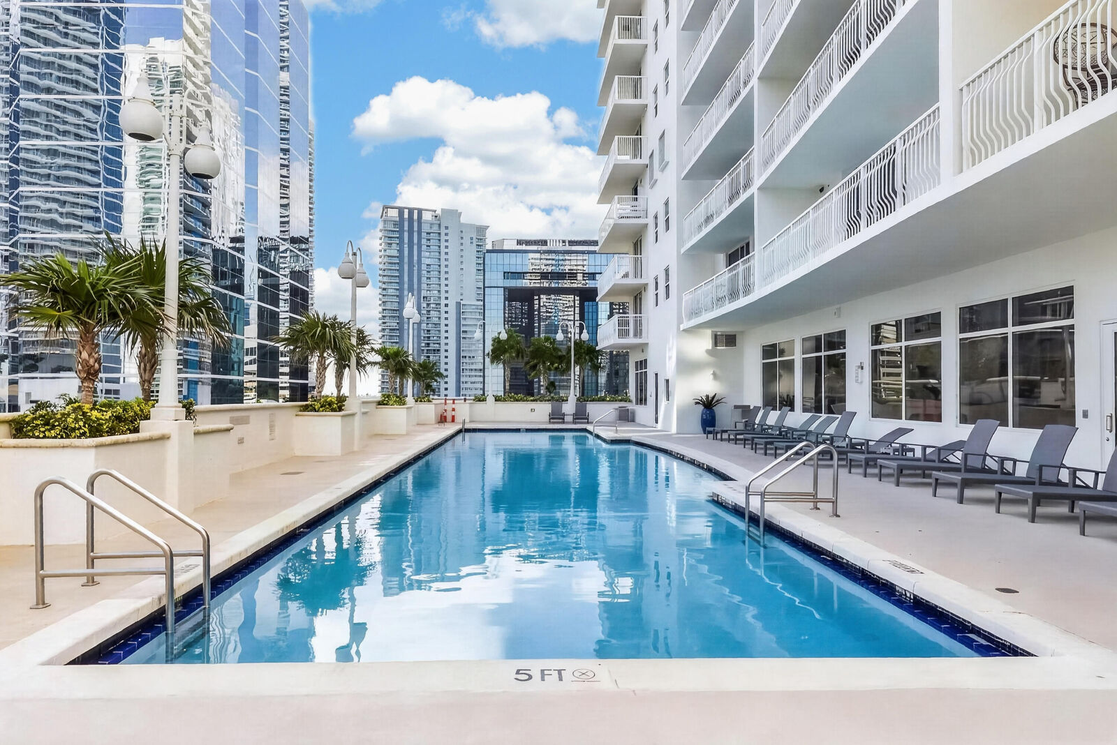 Property Photo:  1200 Brickell Bay Drive 4324  FL 00N/A 