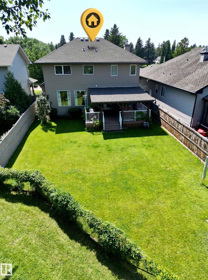 Property Photo: 57 Homestead Crescent NW AB T5A 2Y1