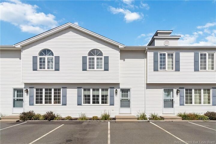 Property Photo: 25 Lonsdale Drive 15 NB E1G 5E4