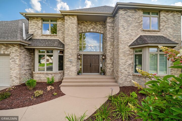Property Photo:  6102 Creek Ridge Court  MN 55345 