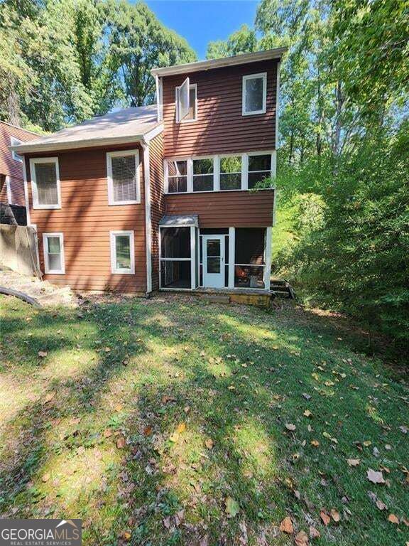 Property Photo: 258 Kenilworth Circle GA 30083