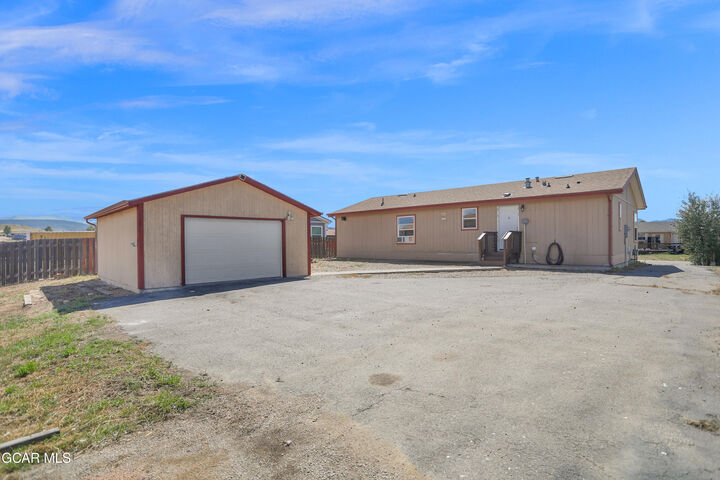 Property Photo:  529 East Aspen Drive  CO 80446 