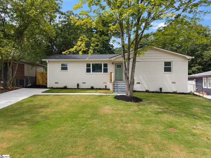 Property Photo:  17 Springside Avenue  SC 29611 