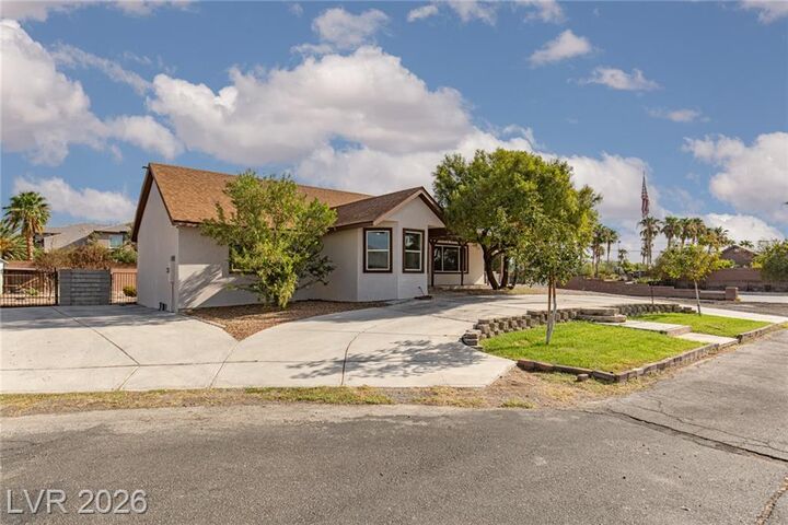 Property Photo:  7295 North Torrey Pines Drive  NV 89131 