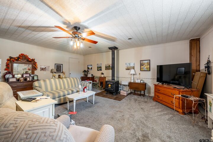 Property Photo:  479 Ruth St  TX 75765 