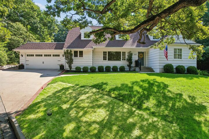 Property Photo: 147 Tonawanda Drive IA 50312