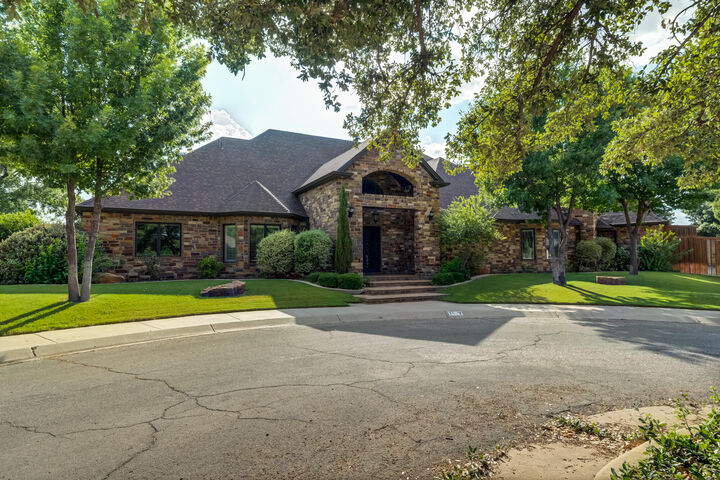 Property Photo:  15 Whisperwood Circle  TX 79416 