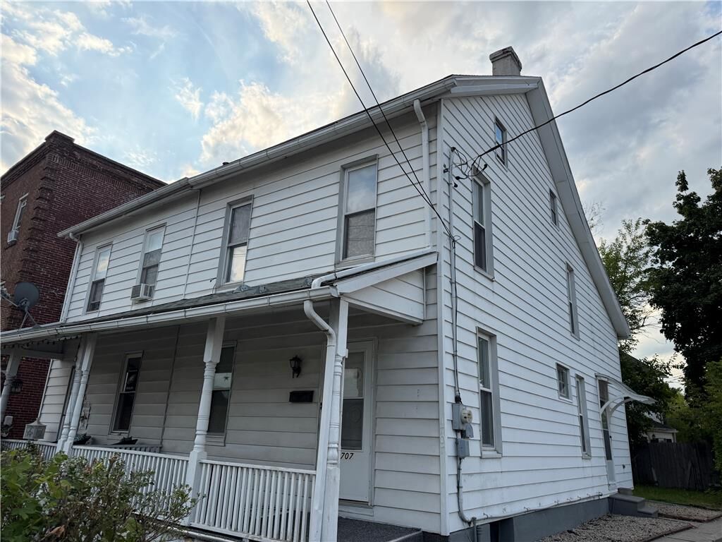 Property Photo: 1707 Hanover Avenue PA 18109