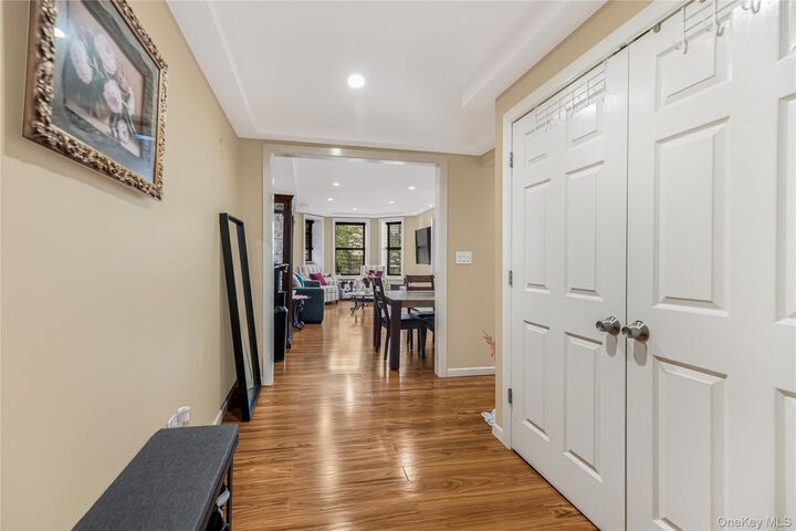 Property Photo:  758 Brady Avenue 112  NY 10462 