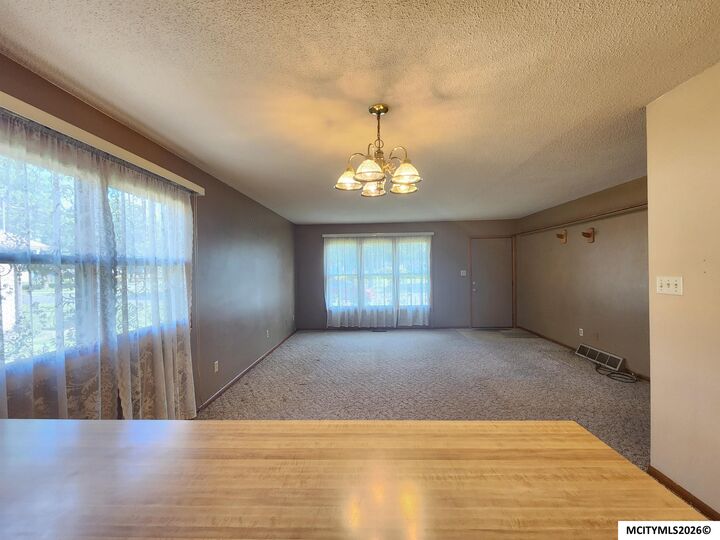 Property Photo: 408 26th SW IA 50401
