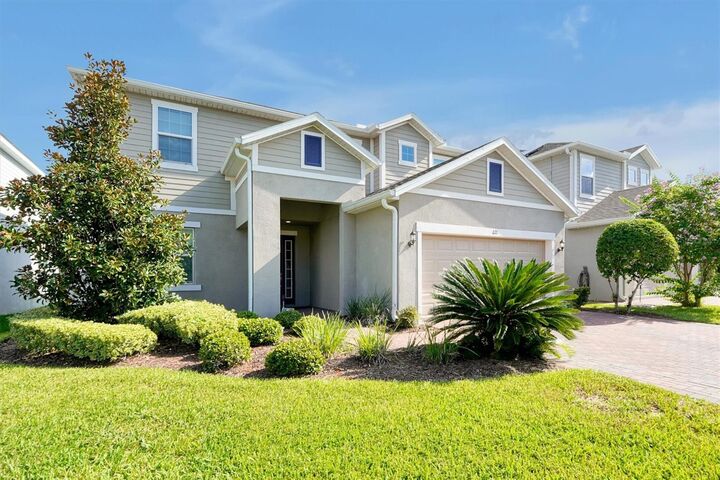 Property Photo: 1121 Hendon Loop FL 33837