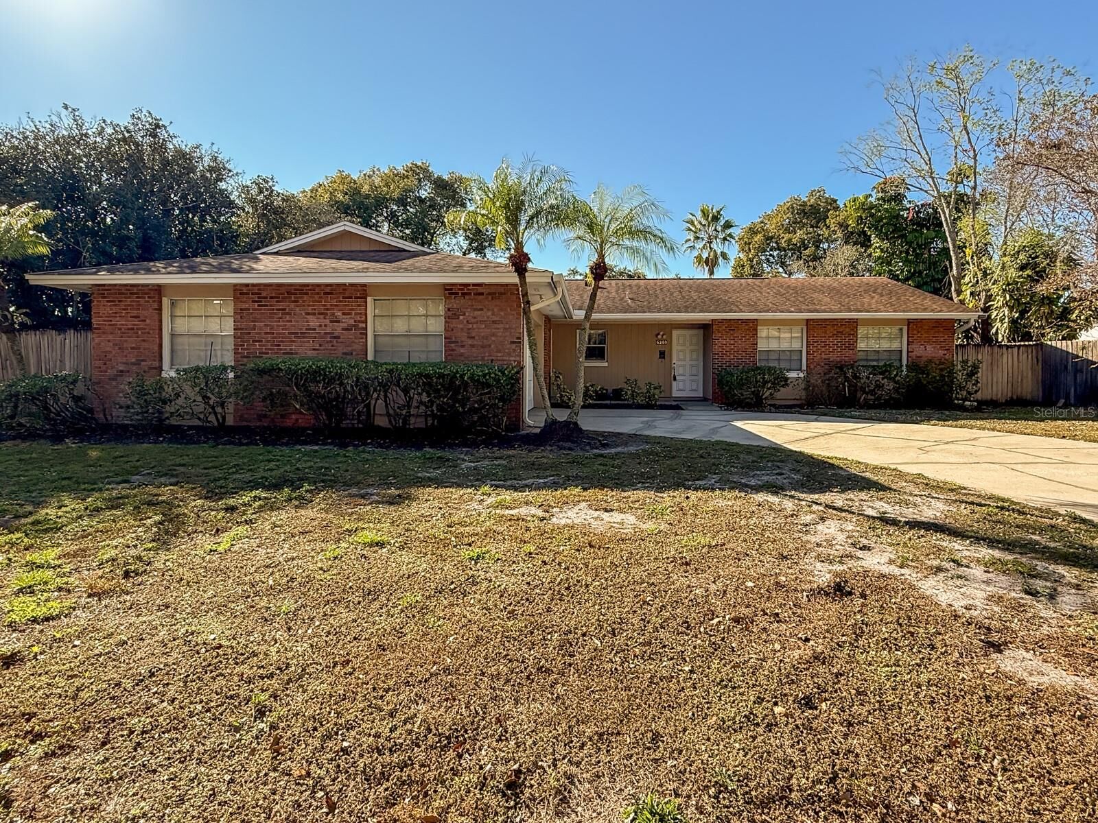 Property Photo: 6260 Morning Mist Lane FL 32819
