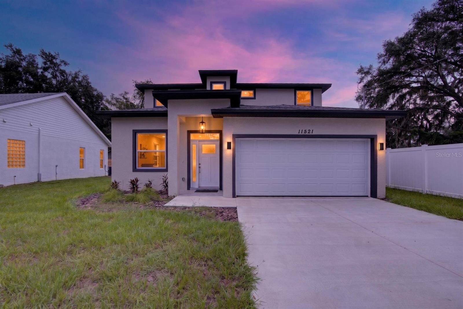 Property Photo:  11521 Higdon Drive  FL 33592 
