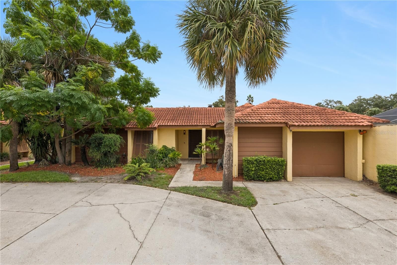 Property Photo:  4948 Fiji Circle 3D  FL 32808 