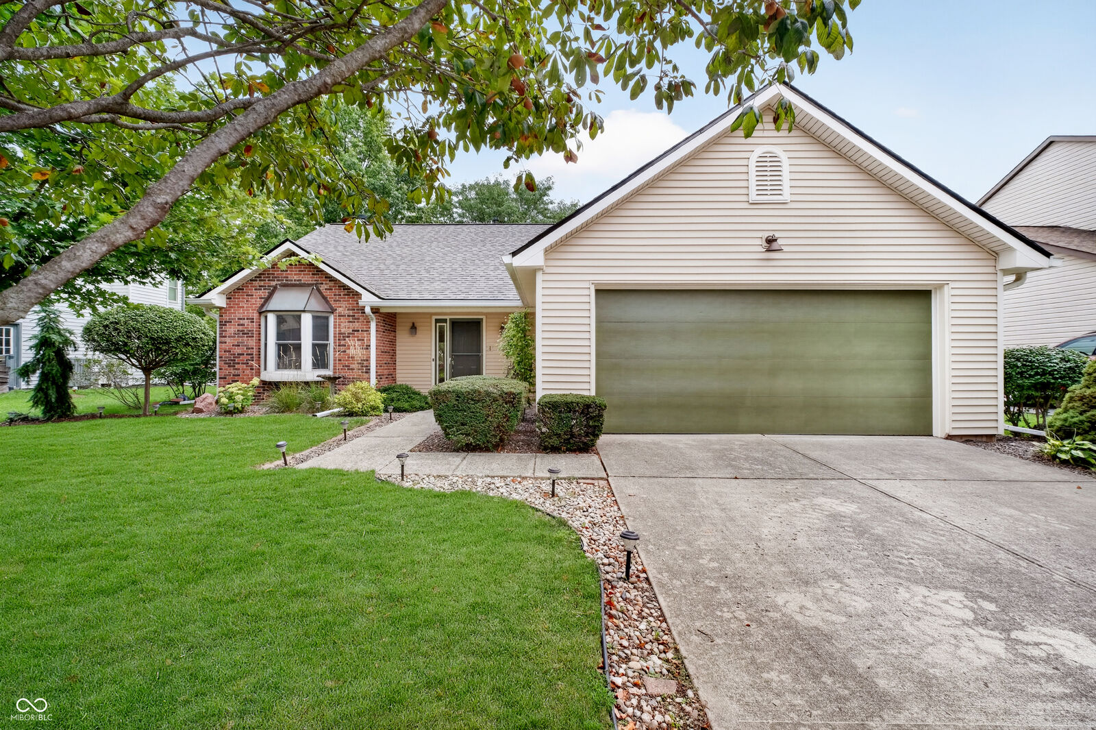 Property Photo:  7649 Camberwood Drive  IN 46268 