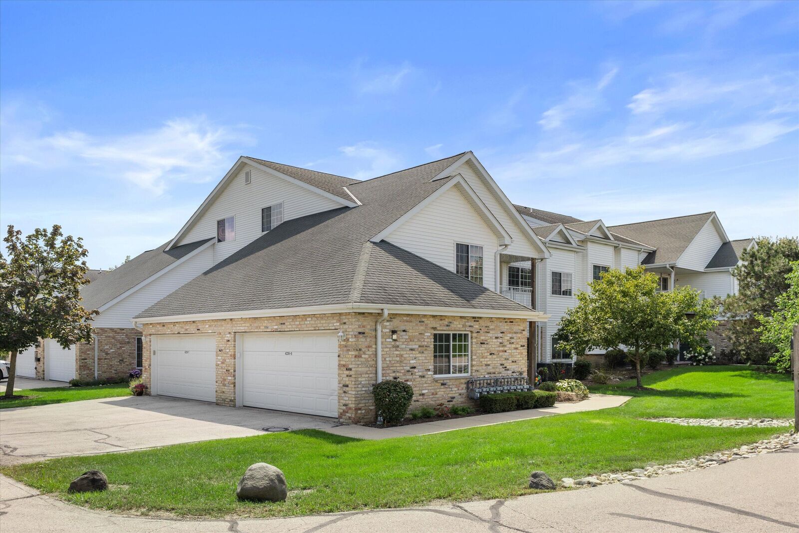 Property Photo:  4226 Taylor Harbor - W  WI 53403 