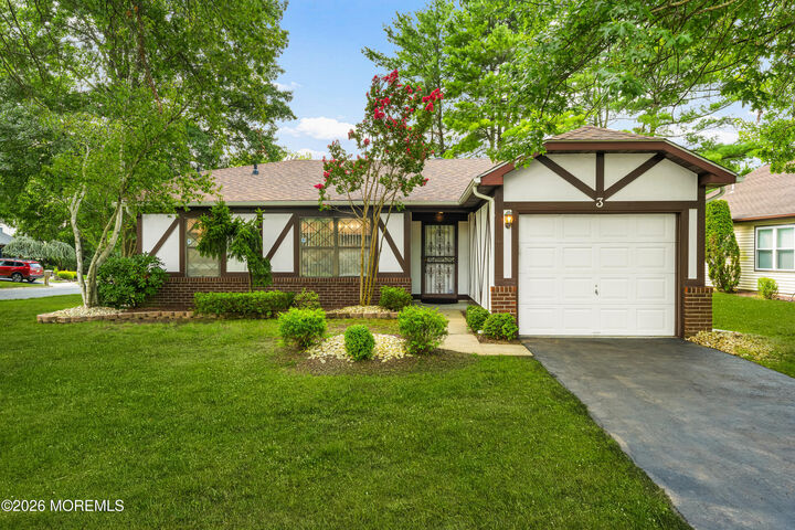 Property Photo:  3 Hampton Drive  NJ 07746 