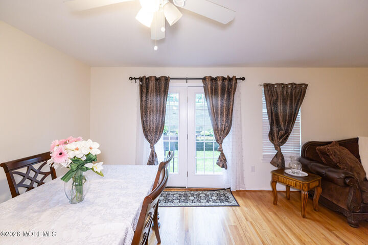 Property Photo:  17 Heritage Court  NJ 08628 