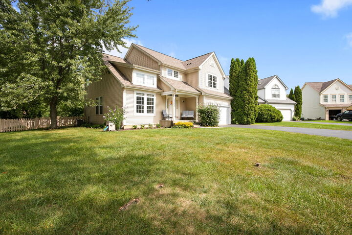 Property Photo:  6233 Formoor Lane  IL 60031 