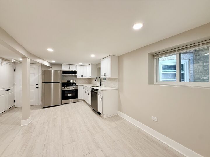 Property Photo:  5536 N Spaulding Avenue G  IL 60625 