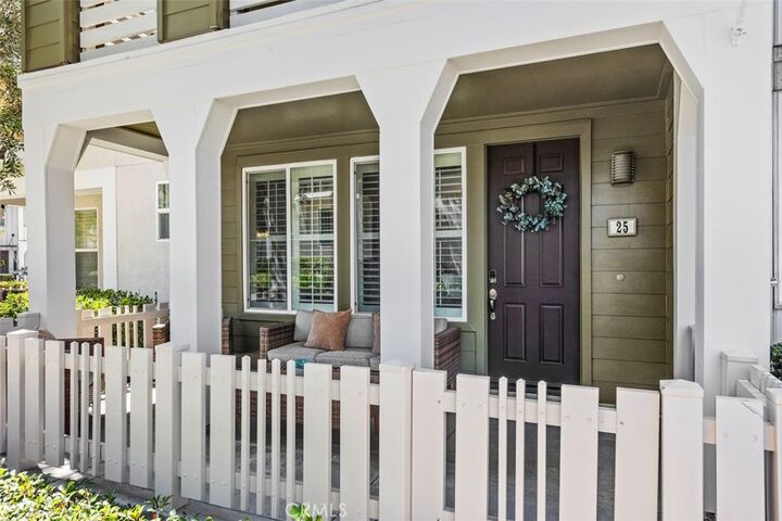 Property Photo: 25 Platinum CA 92694