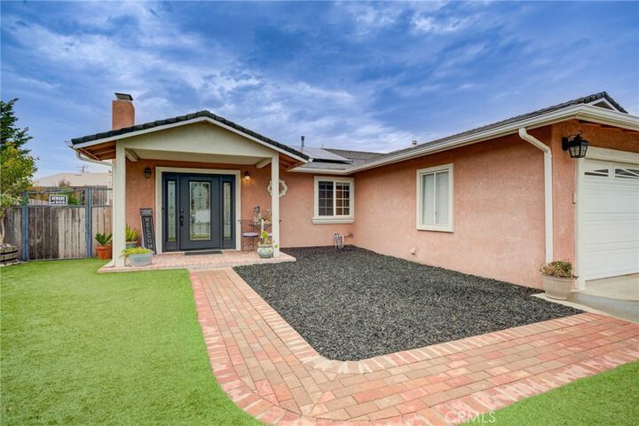 Property Photo:  30 Jalama Court  CA 93433 