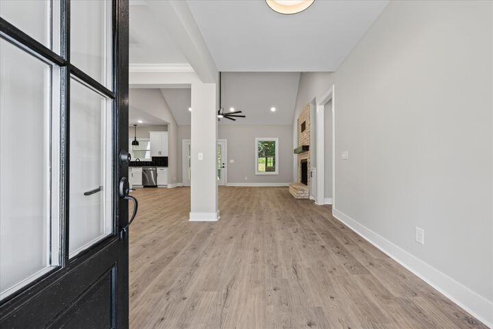 Property Photo:  4973 Hunter Rd  TN 37171 