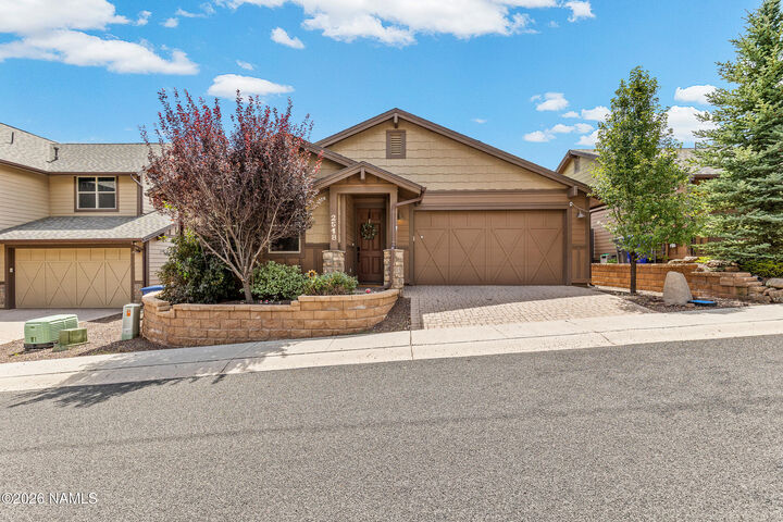 Property Photo: 2518 W Pollo Circle AZ 86001
