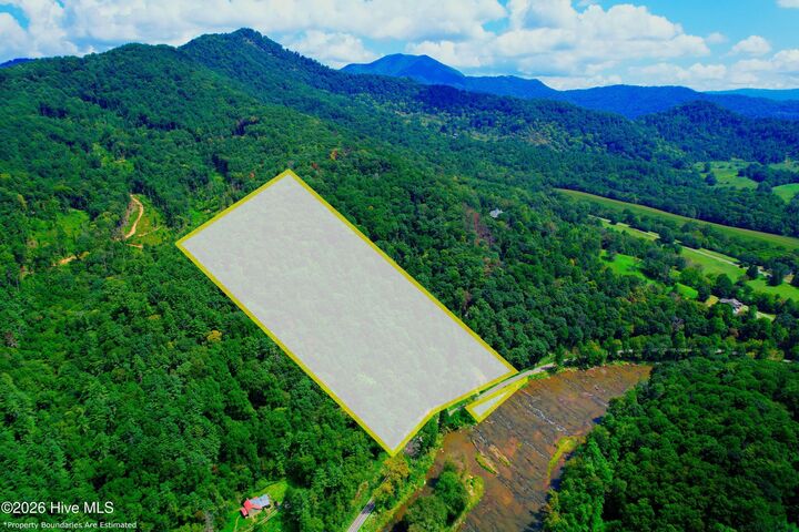 Property Photo:  2872 Panther Creek Road  NC 28721 