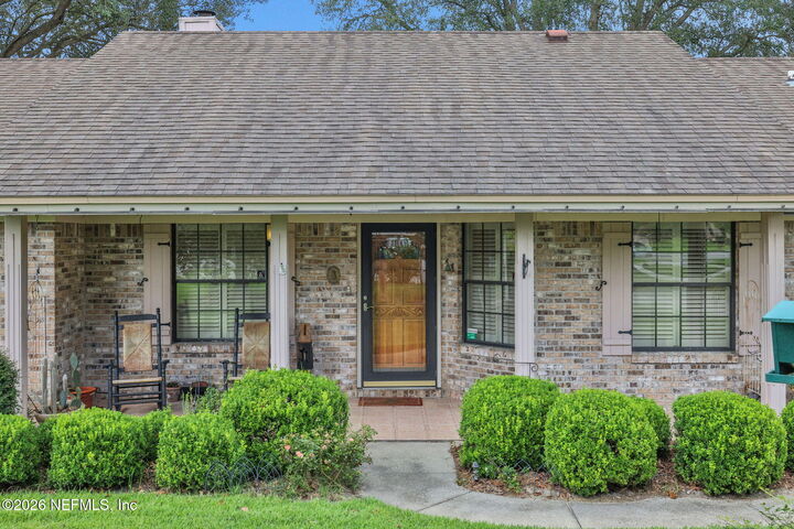 Property Photo: 511 Rockwood Court FL 32065