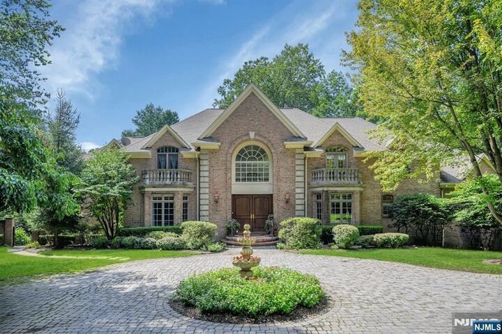 Property Photo:  5 Deer Trail  NJ 07005 
