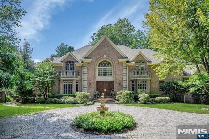 Property Photo:  5 Deer Trail  NJ 07005 