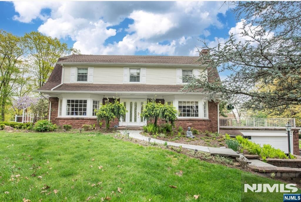 Property Photo:  839 Rifle Camp Road  NJ 07424 