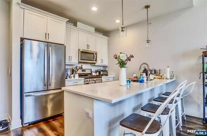 Property Photo: 110 Market Street 204 NJ 07663