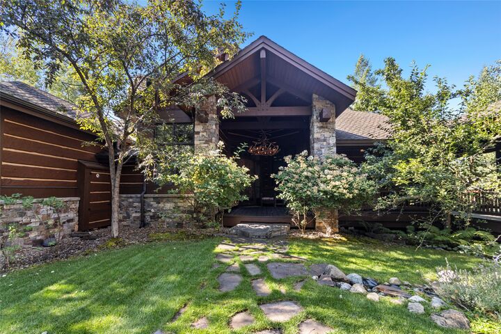 Property Photo:  161 S Prairiesmoke Circle  MT 59937 