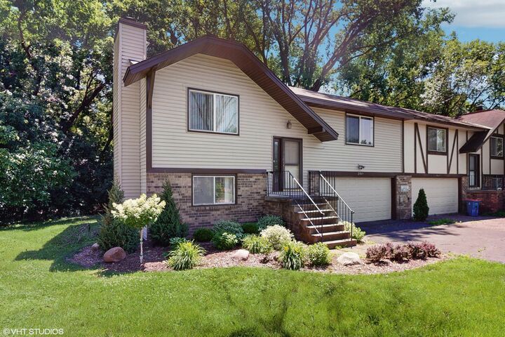 Property Photo: 2509 Cedar Hills Drive MN 55305
