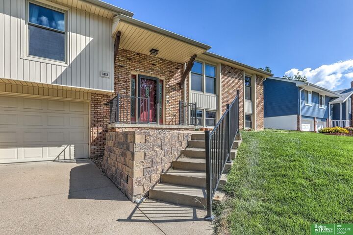 Property Photo: 3412 Leawood Drive NE 68123
