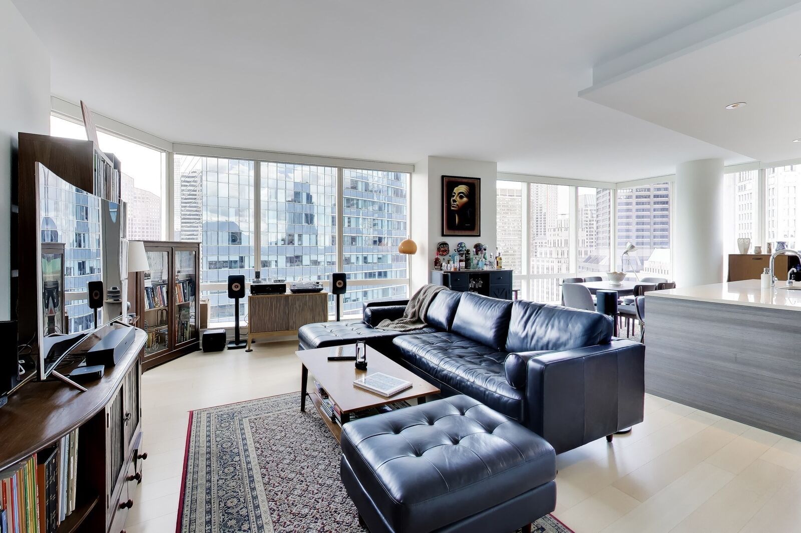 Property Photo:  1 Franklin St 2608  MA 02110 