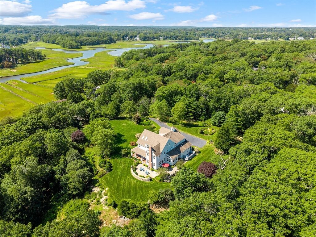Property Photo: 8 Border St MA 02066