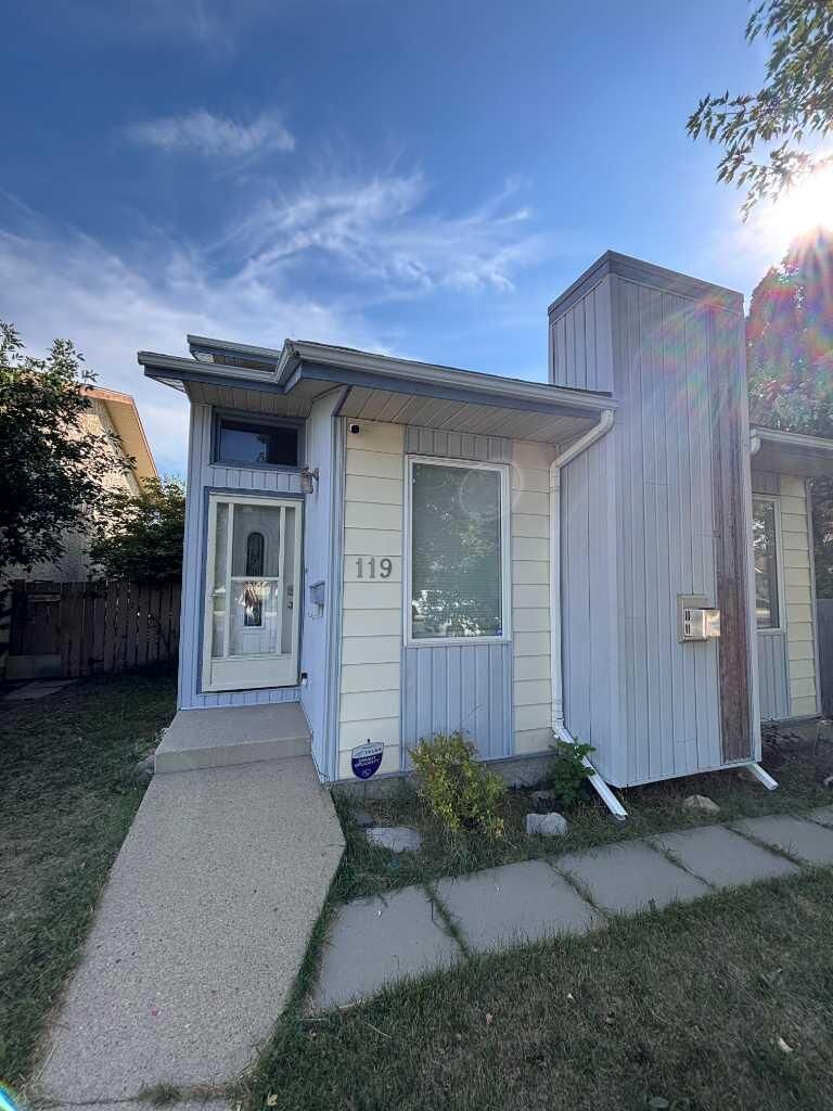 Property Photo:  119 Red Crow Boulevard W  AB T1K 5N2 