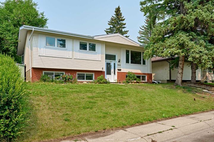 Property Photo: 4820 49 Avenue NW AB T3B 1E2