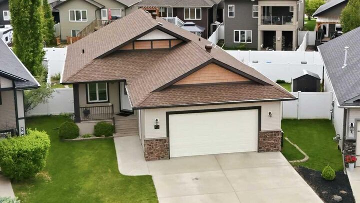 Property Photo:  171 Voisin Close  AB T4R 0M7 