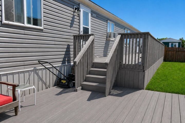 Property Photo: 53 Maple Drive W AB T1R 1J2