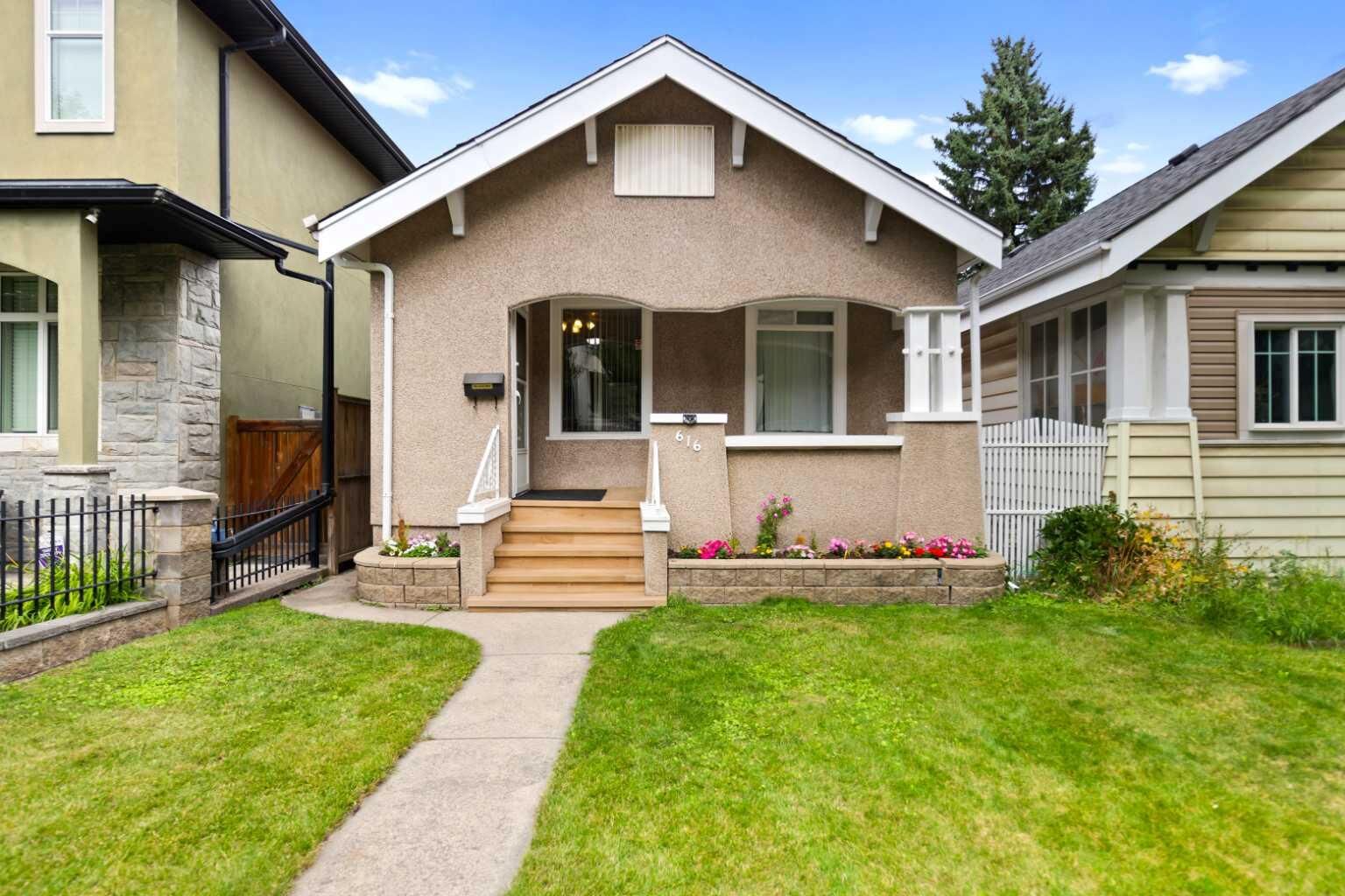 Property Photo:  616 17 Avenue NW  AB T2M 0N5 