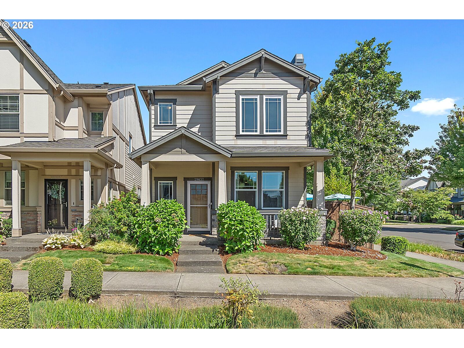 Property Photo: 29032 SW Costa Cir OR 97070