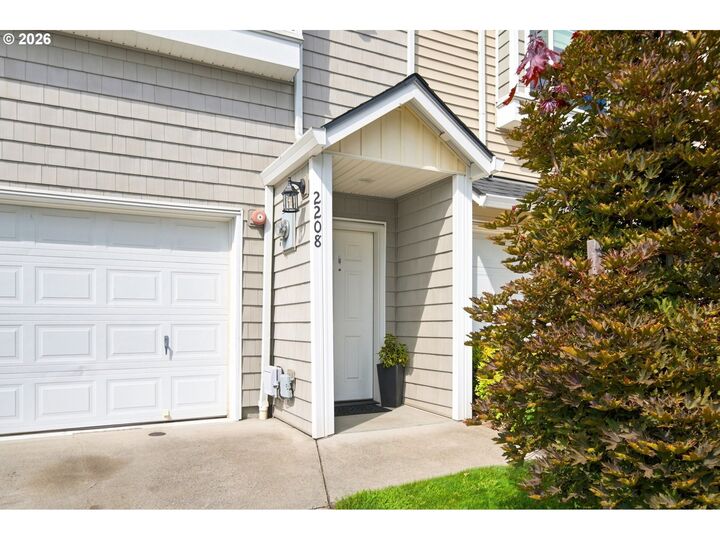 Property Photo:  2208 NE 141st Way  WA 98686 