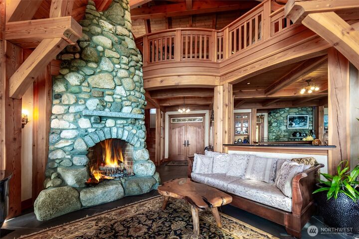 Property Photo:  702  San Juan Drive  WA 98250 