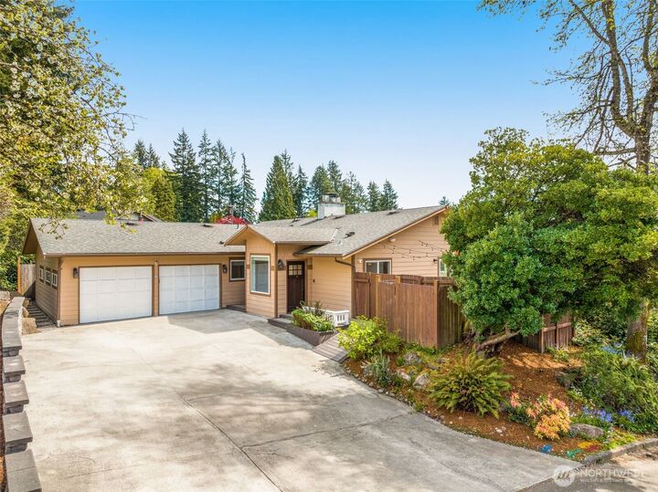 Property Photo:  16204  Main Street  WA 98008 